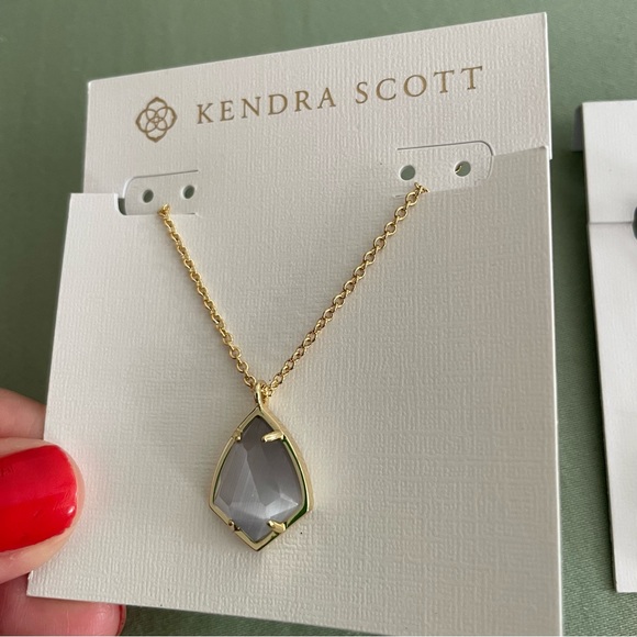 Kendra Scott Slate Cat's Eye Silver Cory Necklace & Carrine Earrings - Picture 5 of 15
